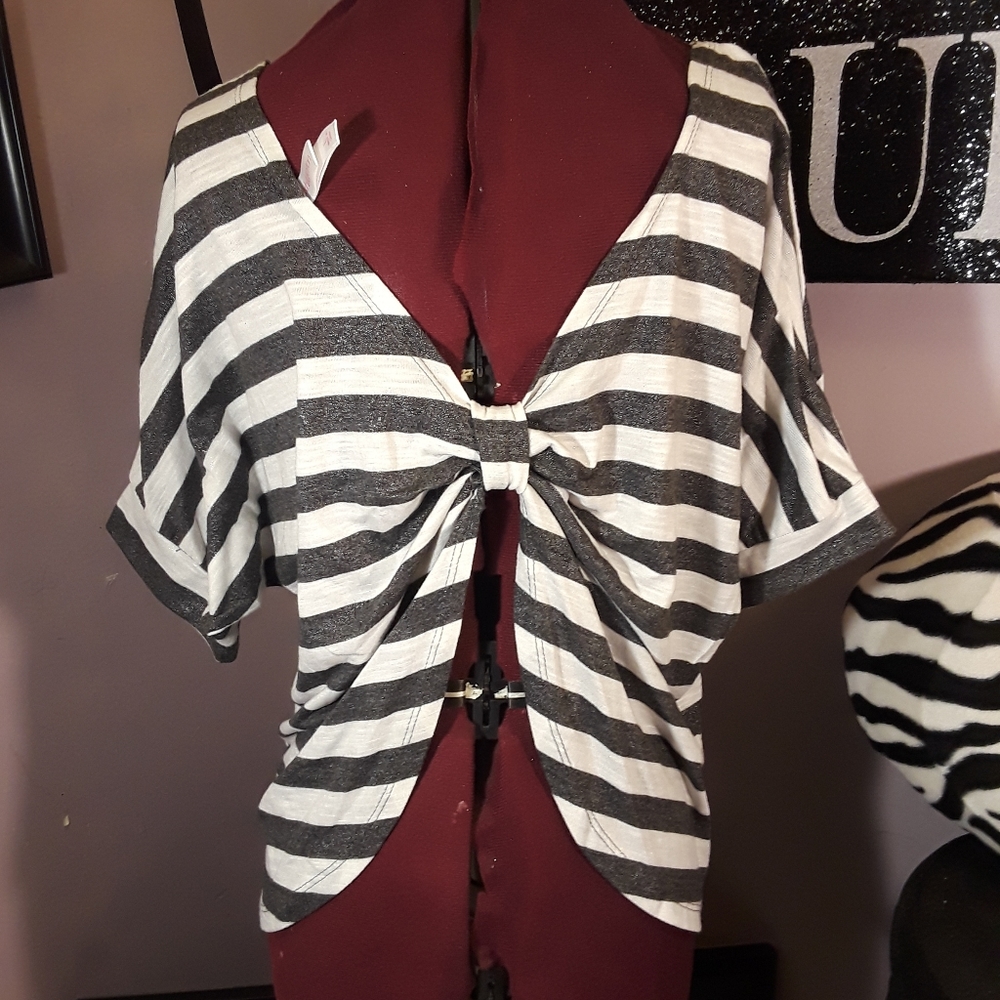 Xhilaration open back striped knot top